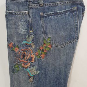 Miss Me Distressed Embroidered Boho Jeans Size 27